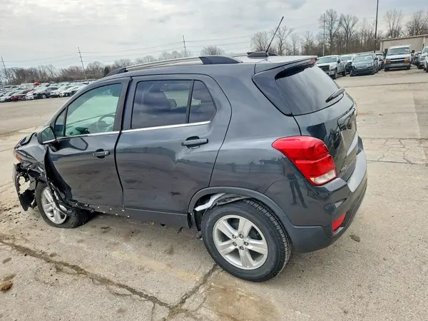 3GNCJLSB3HL265544 2017 CHEVROLET TRAX - Image 2