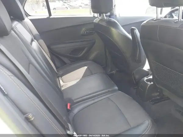 3GNCJLSB3HL271229 2017 CHEVROLET TRAX - Image 8
