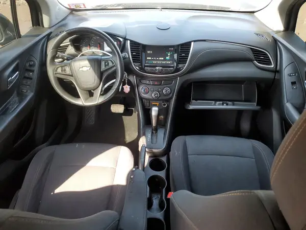 3GNCJLSB3HL271828 2017 CHEVROLET TRAX - Image 8