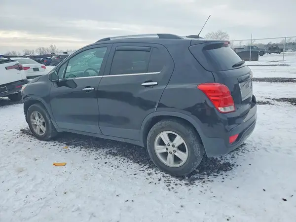 3GNCJLSB3HL282571 2017 CHEVROLET TRAX - Image 2