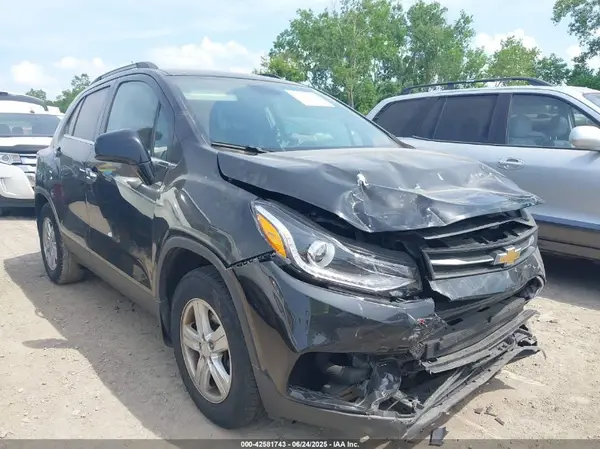 3GNCJLSB3HL283168 2017 CHEVROLET TRAX - Image 1
