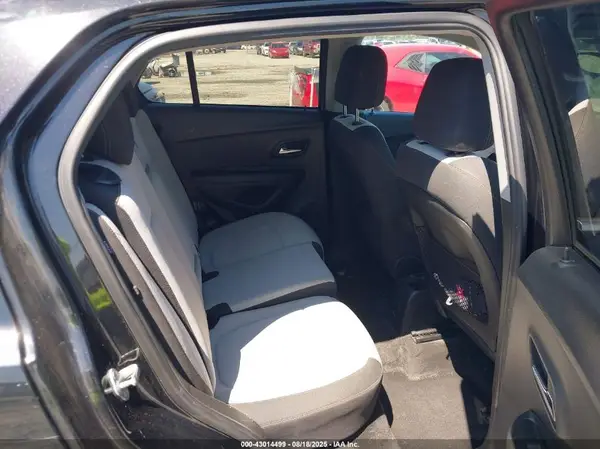 3GNCJLSB3HL284367 2017 CHEVROLET TRAX - Image 8