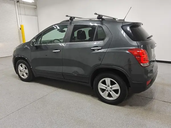 3GNCJLSB3JL149427 2018 CHEVROLET TRAX - Image 2