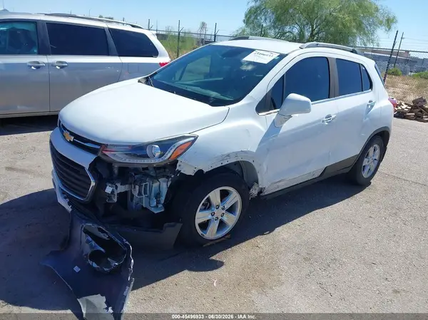 3GNCJLSB3JL170407 2018 CHEVROLET TRAX - Image 2