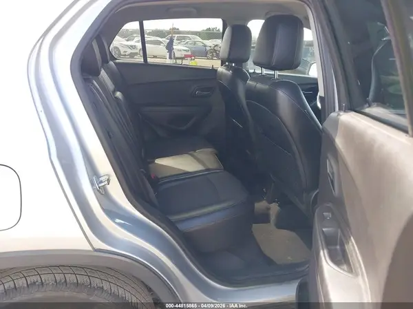 3GNCJLSB3JL174439 2018 CHEVROLET TRAX - Image 8