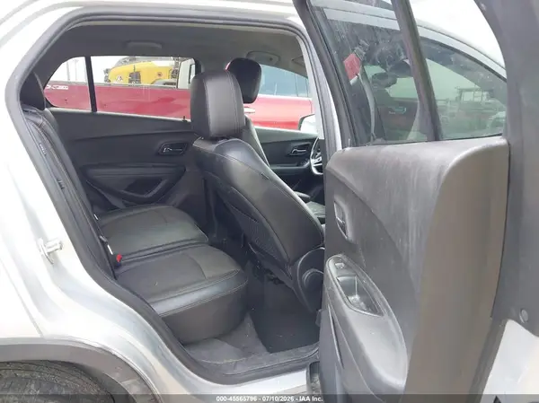 3GNCJLSB3JL181715 2018 CHEVROLET TRAX - Image 8