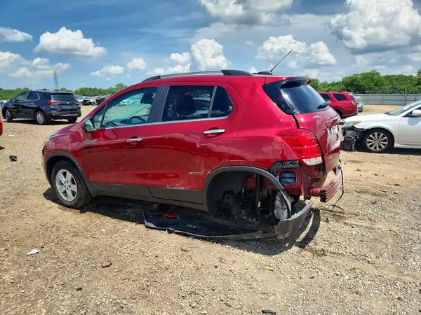 3GNCJLSB3JL211182 2018 CHEVROLET TRAX - Image 2