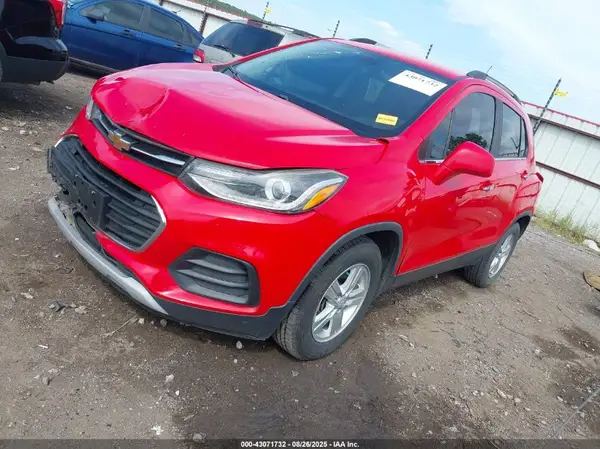 3GNCJLSB3JL255425 2018 CHEVROLET TRAX - Image 2