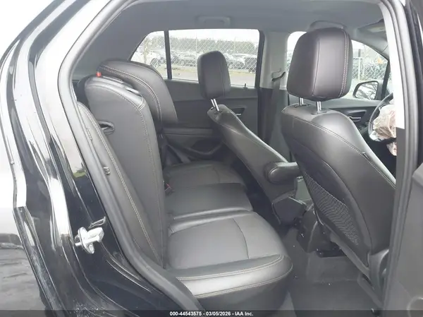 3GNCJLSB3JL267932 2018 CHEVROLET TRAX - Image 8