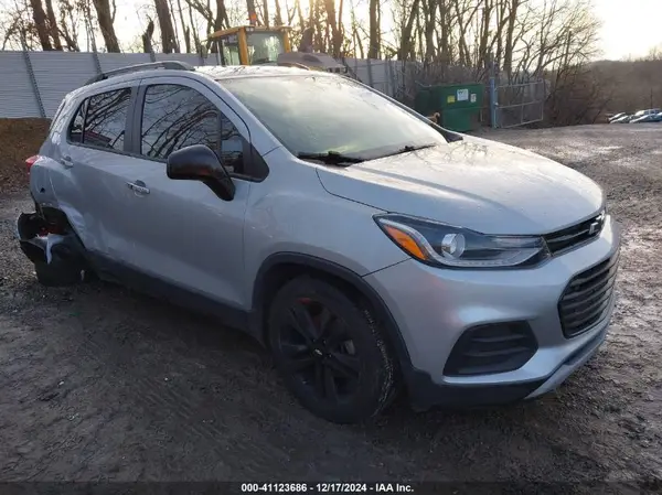 3GNCJLSB3JL342354 2018 CHEVROLET TRAX - Image 1