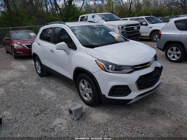 3GNCJLSB3JL352446 2018 CHEVROLET TRAX - Image 1