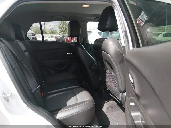 3GNCJLSB3JL352446 2018 CHEVROLET TRAX - Image 8