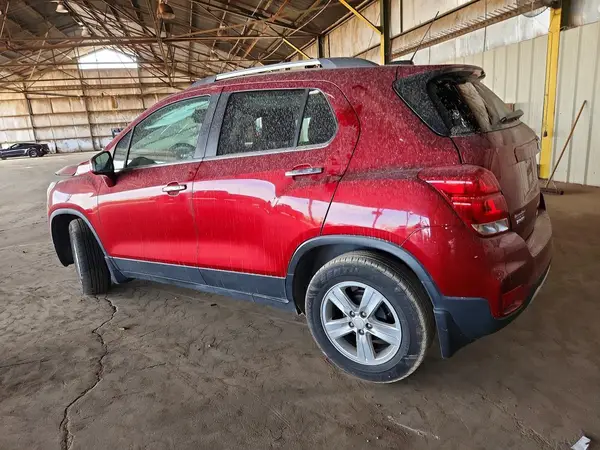 3GNCJLSB3JL390209 2018 CHEVROLET TRAX - Image 2
