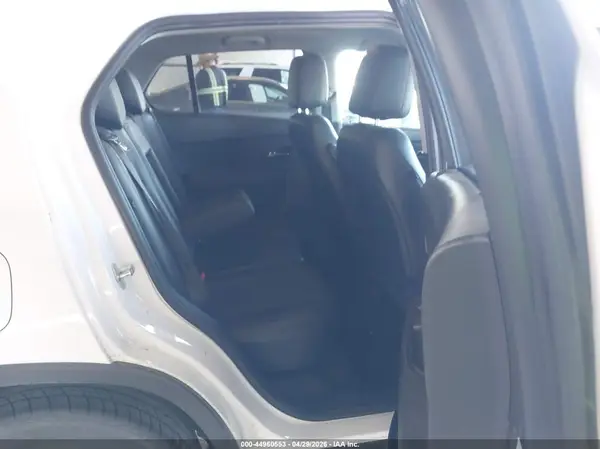 3GNCJLSB3JL393711 2018 CHEVROLET TRAX - Image 8