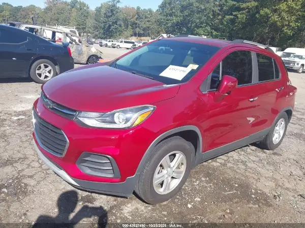 3GNCJLSB3JL402309 2018 CHEVROLET TRAX - Image 2