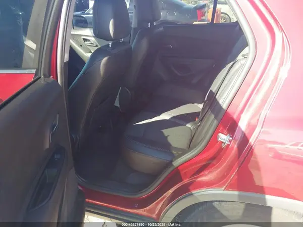 3GNCJLSB3JL402309 2018 CHEVROLET TRAX - Image 8