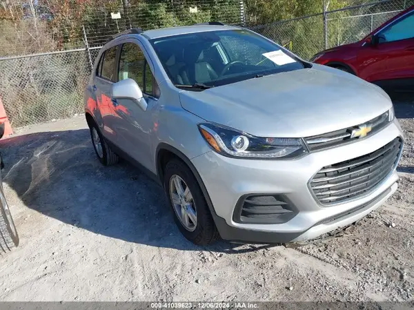 3GNCJLSB3KL167363 2019 CHEVROLET TRAX - Image 1