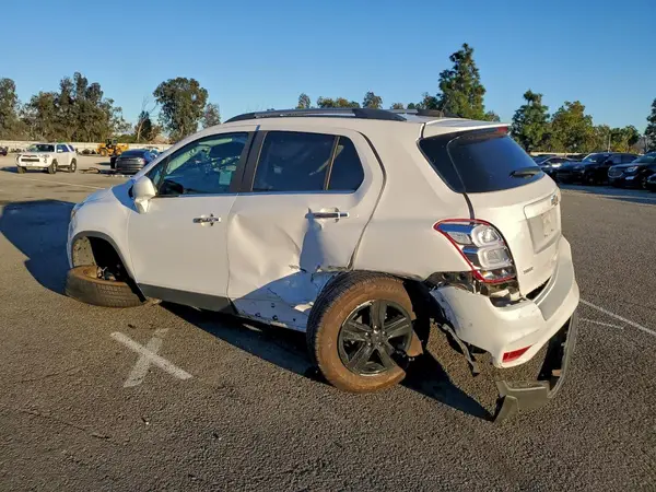 3GNCJLSB3KL167914 2019 CHEVROLET TRAX - Image 2