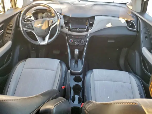 3GNCJLSB3KL167914 2019 CHEVROLET TRAX - Image 8