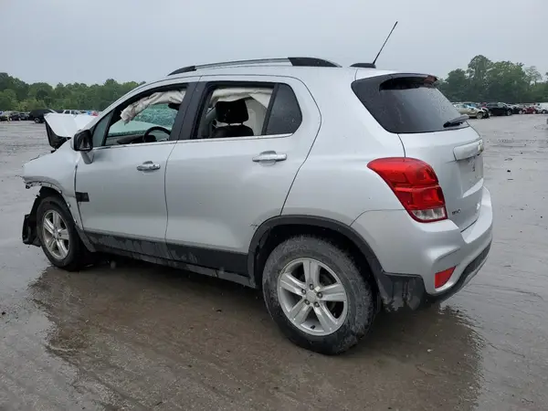 3GNCJLSB3KL170358 2019 CHEVROLET TRAX - Image 2