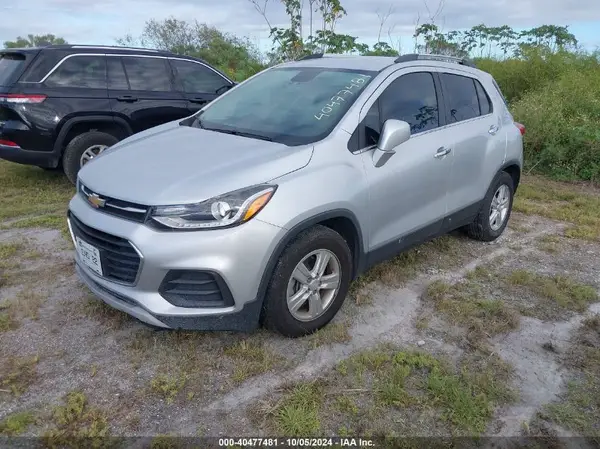 3GNCJLSB3KL171820 2019 CHEVROLET TRAX - Image 2