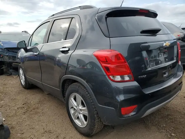 3GNCJLSB3KL179769 2019 CHEVROLET TRAX - Image 2