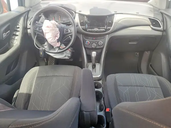3GNCJLSB3KL236584 2019 CHEVROLET TRAX - Image 8