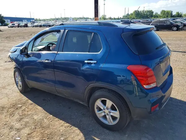 3GNCJLSB3KL242837 2019 CHEVROLET TRAX - Image 2