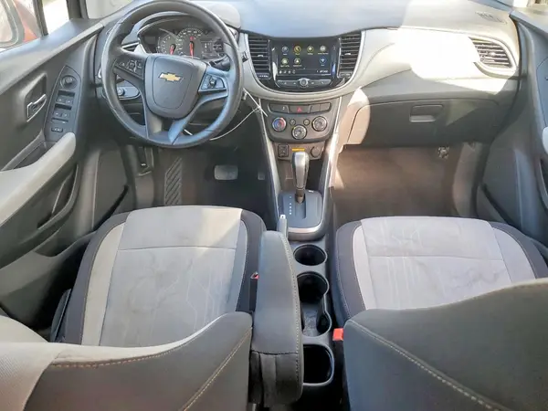 3GNCJLSB3KL253000 2019 CHEVROLET TRAX - Image 8