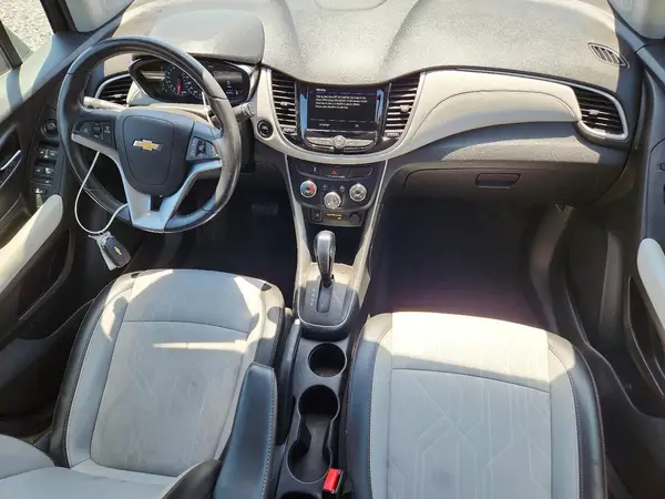 3GNCJLSB3KL254731 2019 CHEVROLET TRAX - Image 8