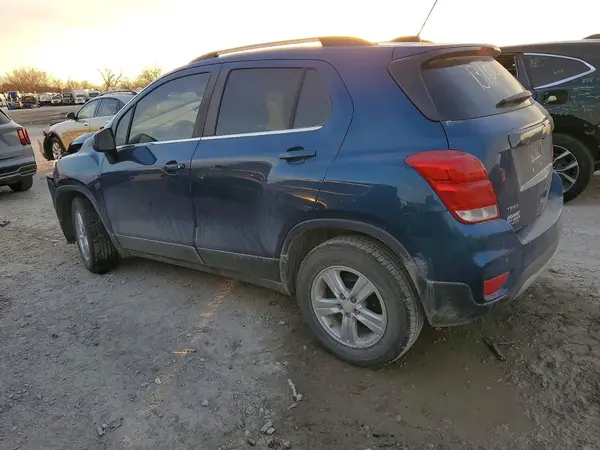 3GNCJLSB3KL297790 2019 CHEVROLET TRAX - Image 2