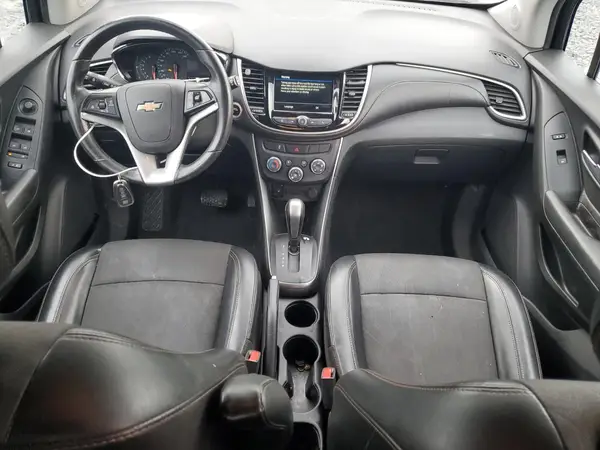 3GNCJLSB3KL304401 2019 CHEVROLET TRAX - Image 8