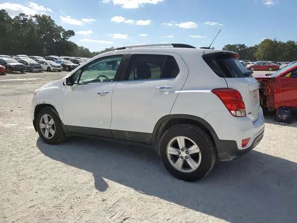 3GNCJLSB3KL304852 2019 CHEVROLET TRAX - Image 2
