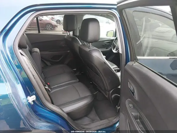 3GNCJLSB3KL310120 2019 CHEVROLET TRAX - Image 8