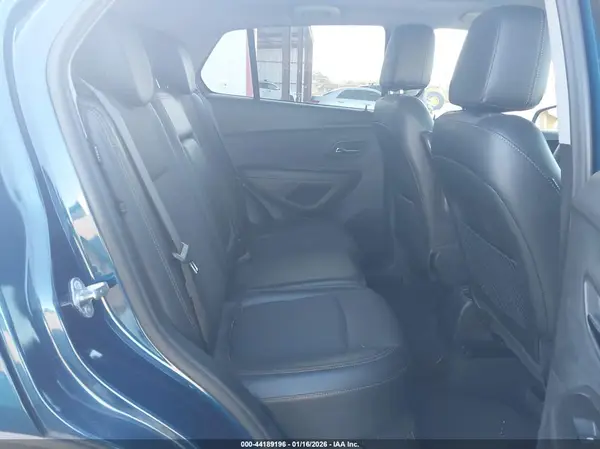 3GNCJLSB3KL313647 2019 CHEVROLET TRAX - Image 8