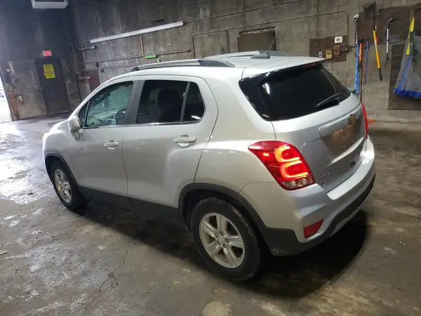 3GNCJLSB3KL318847 2019 CHEVROLET TRAX - Image 2