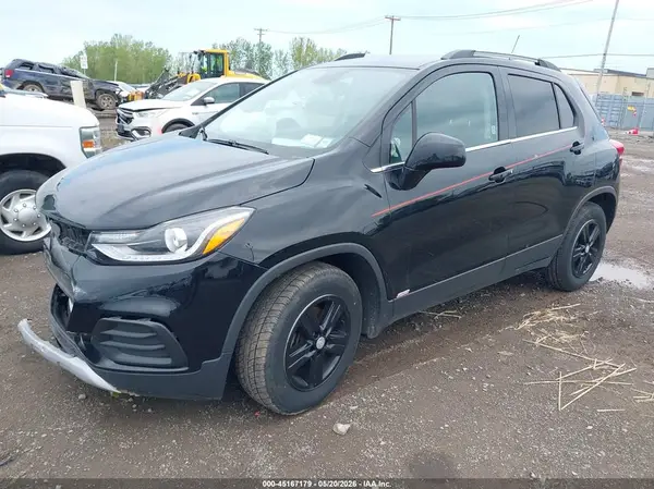 3GNCJLSB3KL326155 2019 CHEVROLET TRAX - Image 2