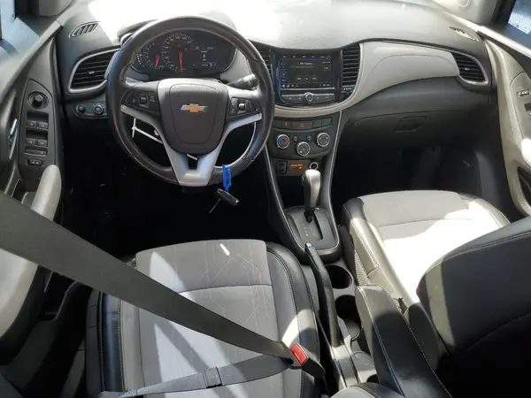 3GNCJLSB3KL326303 2019 CHEVROLET TRAX - Image 8