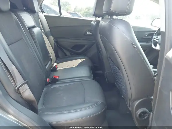 3GNCJLSB3KL328648 2019 CHEVROLET TRAX - Image 8