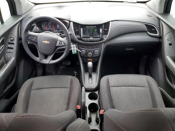 3GNCJLSB3KL331470 2019 CHEVROLET TRAX - Image 8