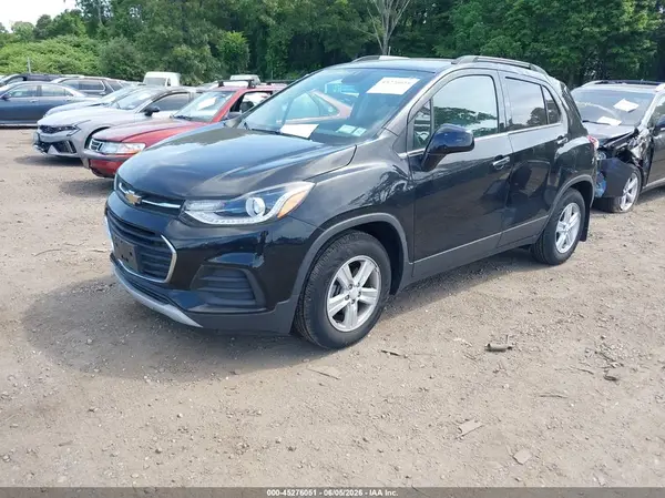 3GNCJLSB3KL374626 2019 CHEVROLET TRAX - Image 2