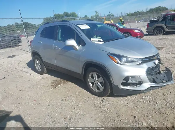 3GNCJLSB3LL118293 2020 CHEVROLET TRAX - Image 1