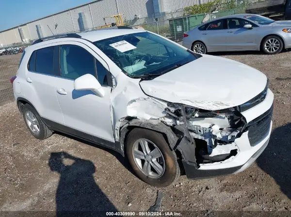 3GNCJLSB3LL142111 2020 CHEVROLET TRAX - Image 1
