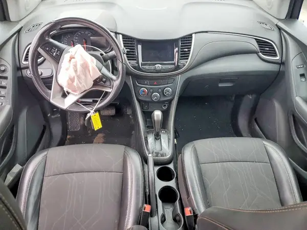 3GNCJLSB3LL173911 2020 CHEVROLET TRAX - Image 8