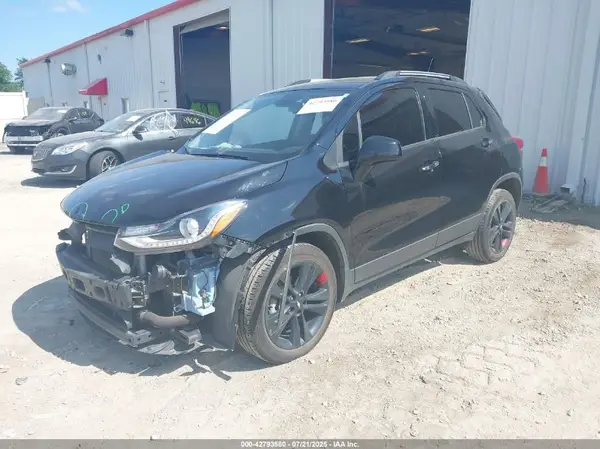 3GNCJLSB3LL178543 2020 CHEVROLET TRAX - Image 2