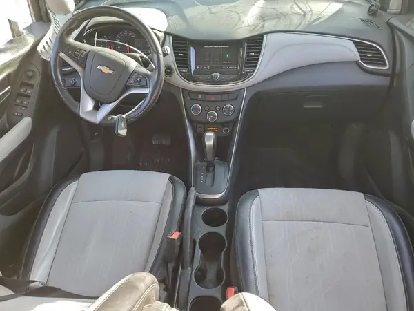 3GNCJLSB3LL198078 2020 CHEVROLET TRAX - Image 8
