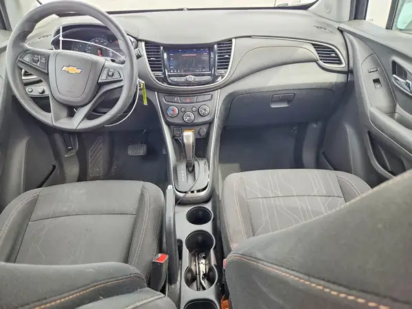 3GNCJLSB3LL202386 2020 CHEVROLET TRAX - Image 8