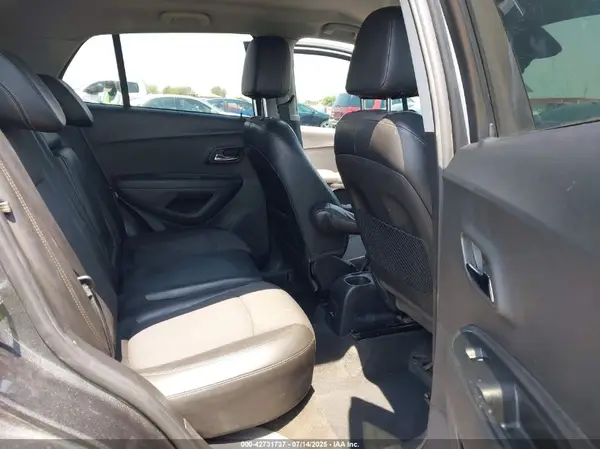 3GNCJLSB3LL227742 2020 CHEVROLET TRAX - Image 8