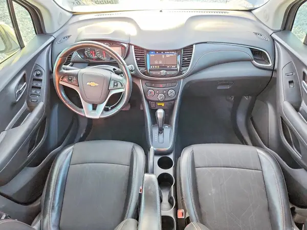 3GNCJLSB3LL258571 2020 CHEVROLET TRAX - Image 8