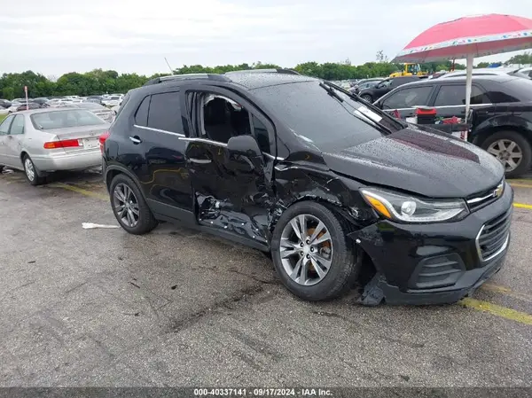 3GNCJLSB3LL281798 2020 CHEVROLET TRAX - Image 1